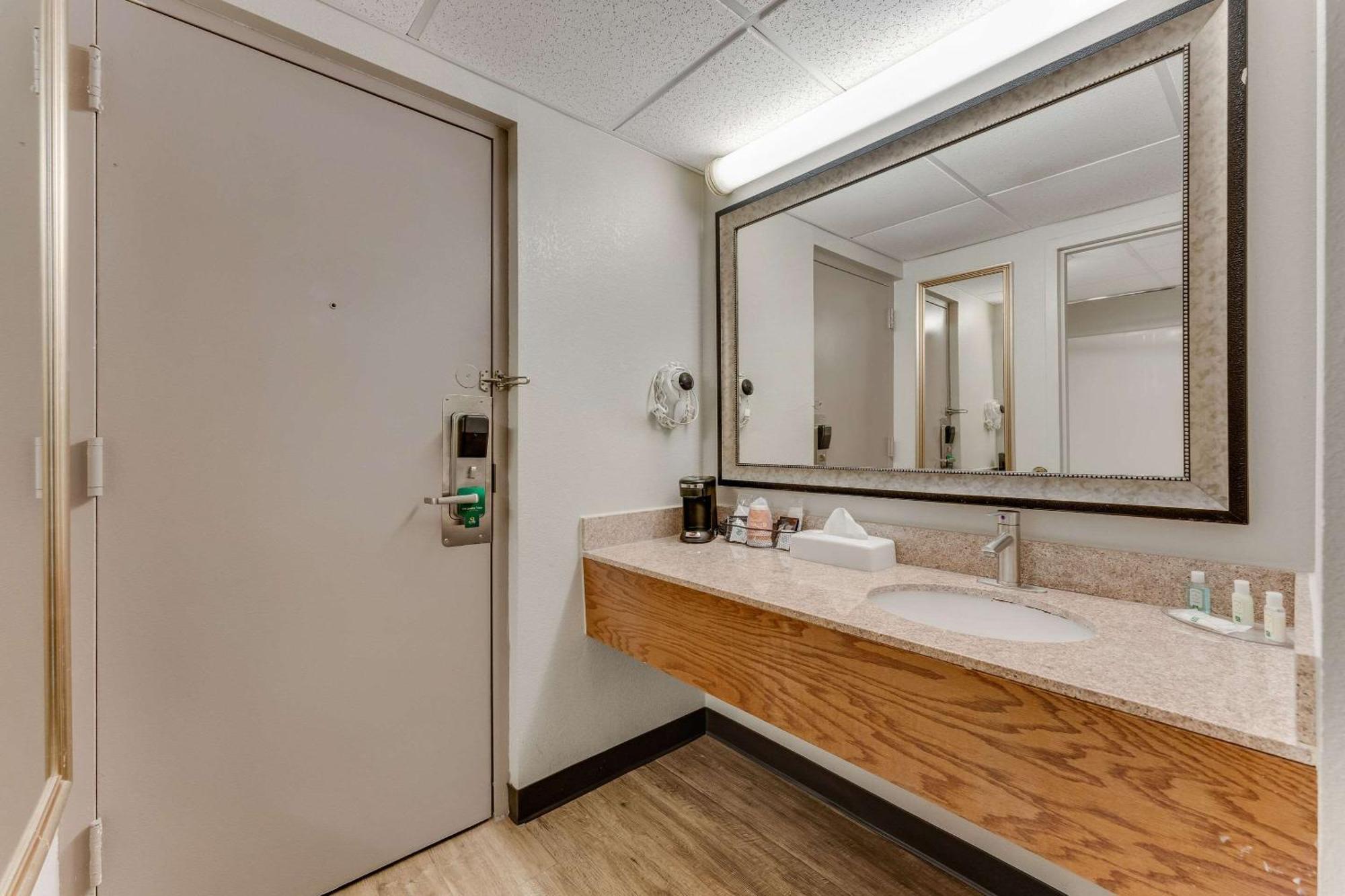 Quality Inn Easton Extérieur photo